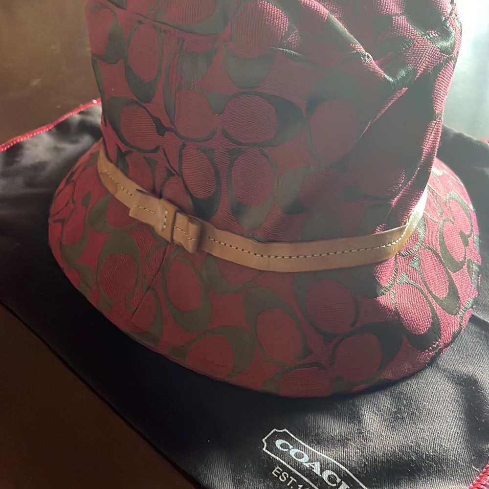Canvas Coach Logo Bucket Hat